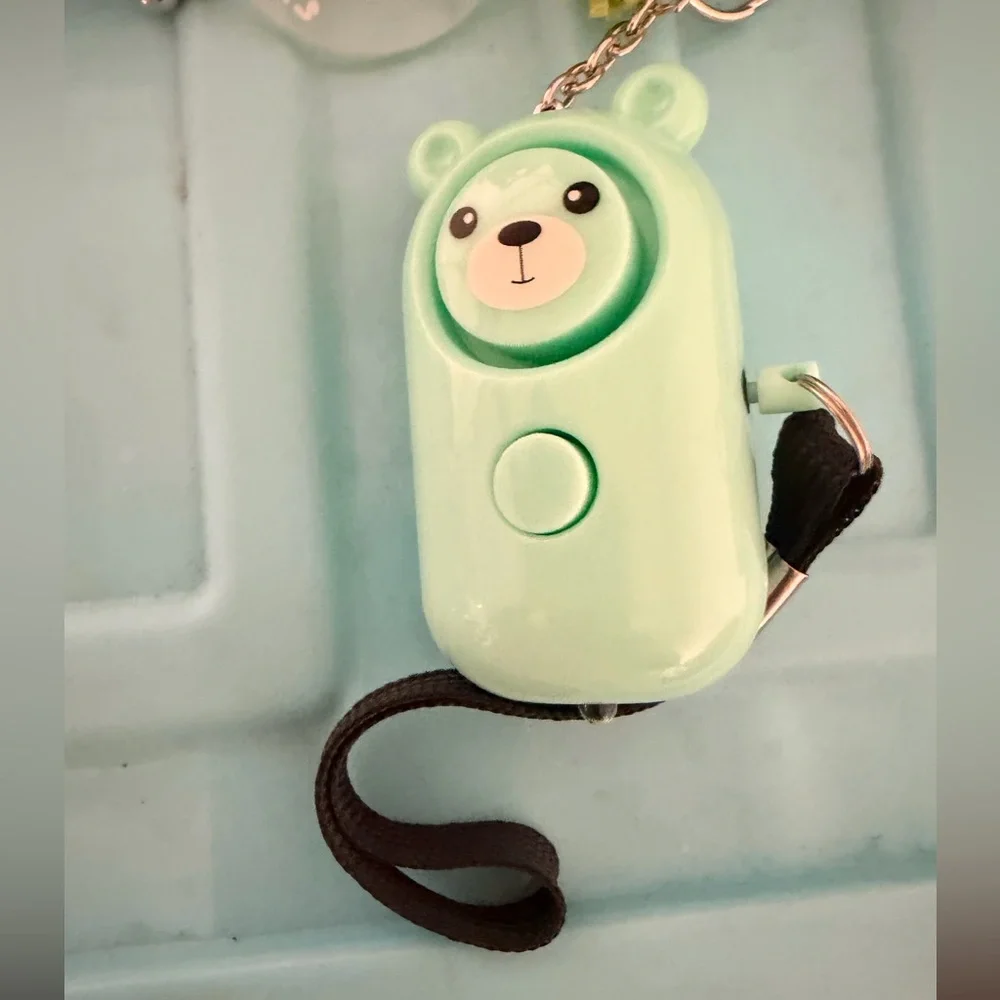 Green‎ Friday Kahlo Keychain Accessory Set
